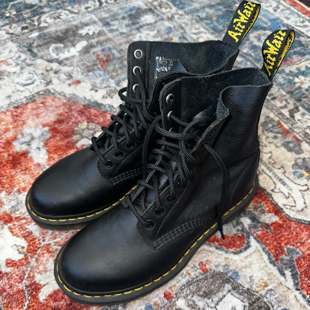 Dr. Martens 1460 Pascal Boots - Picture 7 of 9